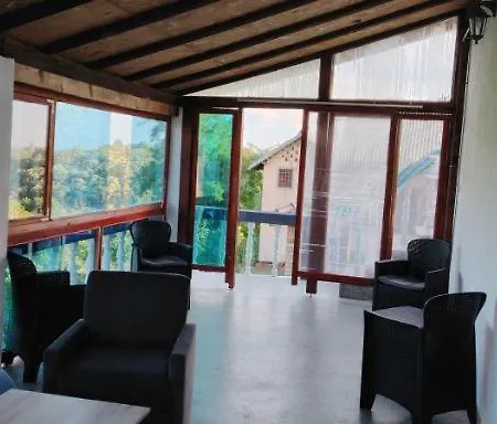 度假居 Terasa Cortanovci